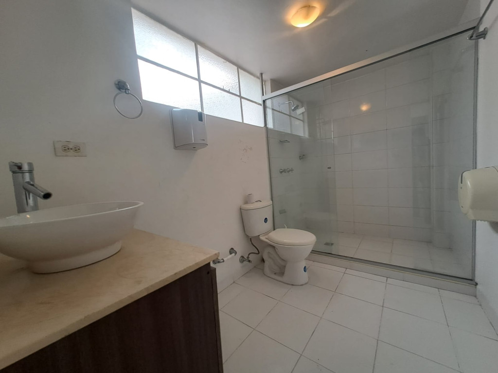 Casa en arriendo en La Magnolia, Envigado · foto 12 de 23