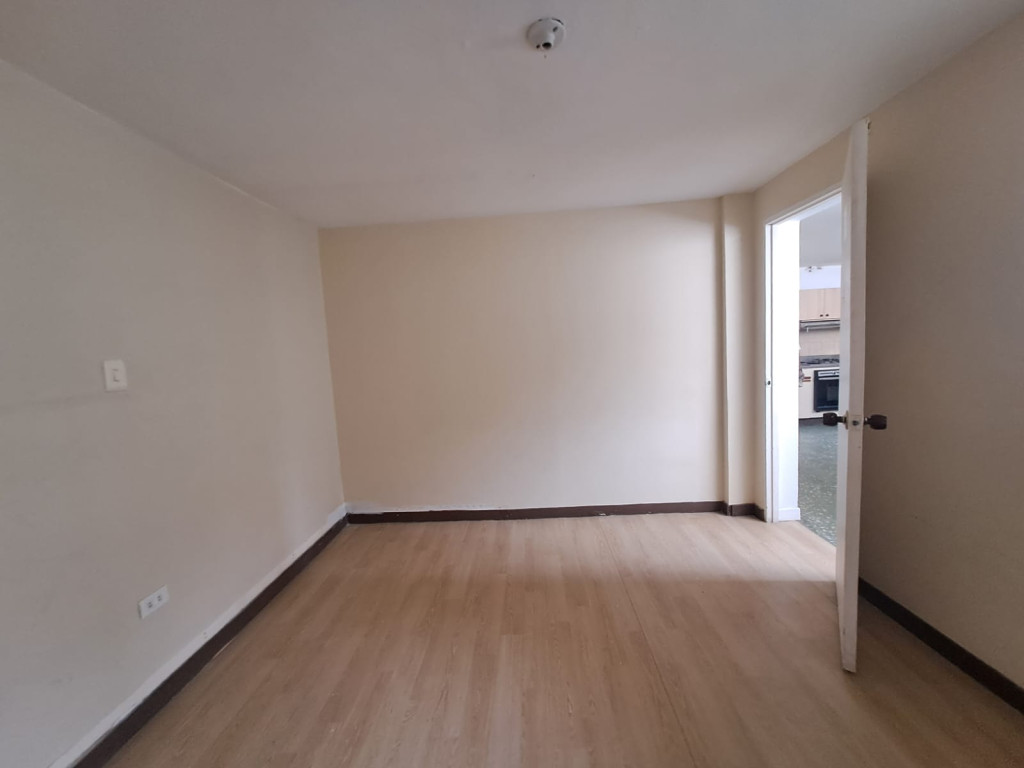 Casa en arriendo en La Magnolia, Envigado · foto 15 de 23