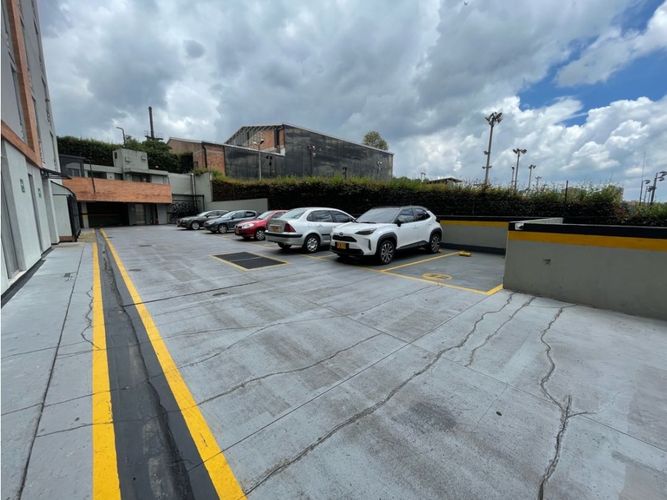Apartaestudio en venta en Gratamira, Bogotá, 24 m² · foto 3 de 12