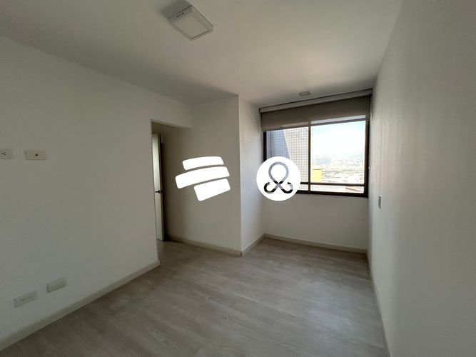 Apartamento en venta en El Poblado, Medellín · foto 17 de 18