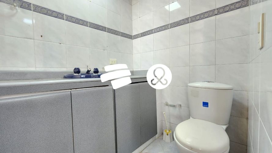 Apartamento de 5 alcobas en venta en Laureles, Medellín, 162 m² · foto 13 de 13