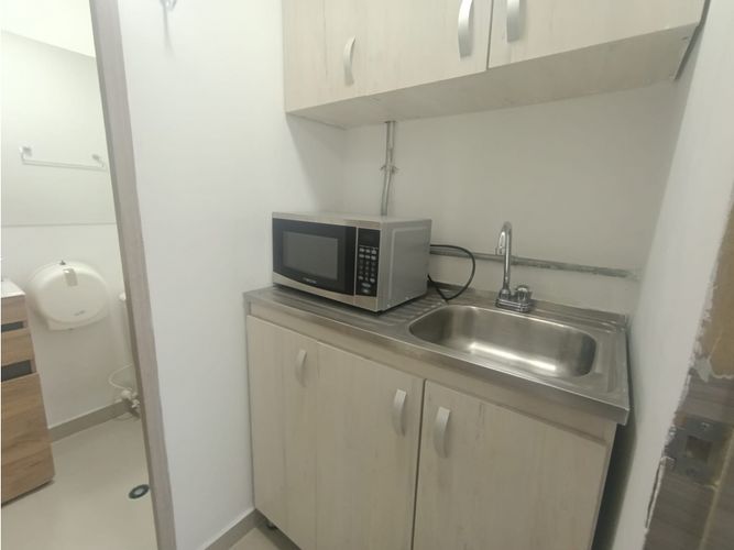 Oficina en arriendo en Estadio, Medellín, 35 m² · foto 8 de 10