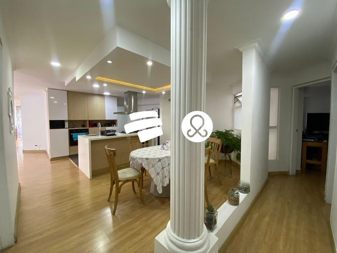 Apartamento de 3 alcobas en venta en Laureles, Medellín, 127 m² · foto 2 de 15