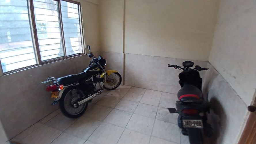 Edificio en venta en Santa Elena, Cali, 544 m² · foto 2 de 15