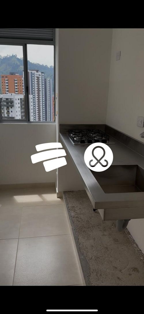 Apartamento de 3 alcobas en venta en Entreamigos, Sabaneta, 67 m² · foto 2 de 10