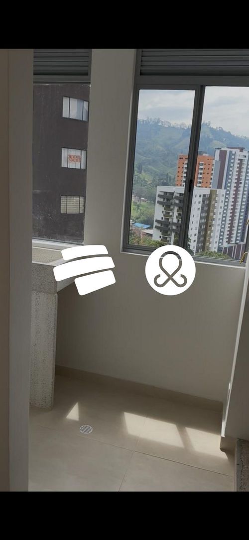 Apartamento de 3 alcobas en venta en Entreamigos, Sabaneta, 67 m² · foto 3 de 10