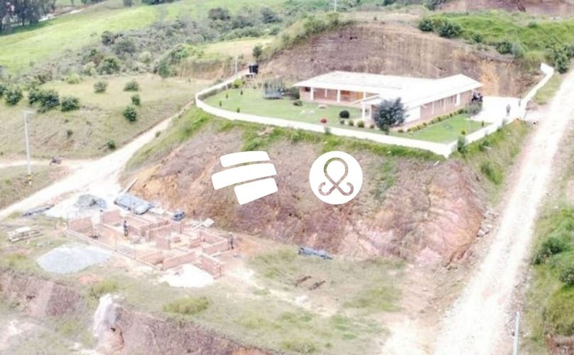 Finca en venta en Laureles, Medellín, 1600 m² · foto 12 de 13