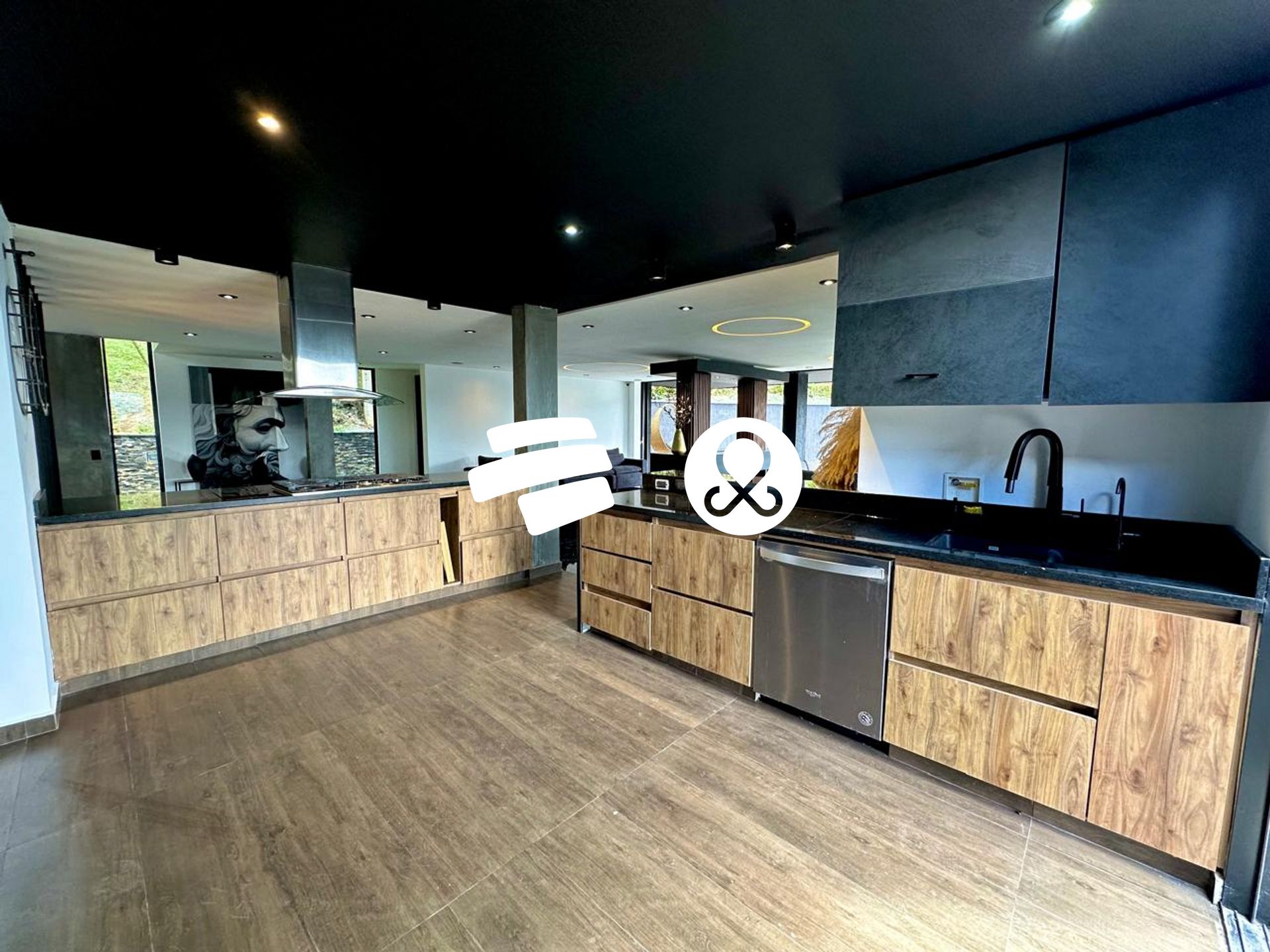 Casa en venta en Laureles, Medellín 2
