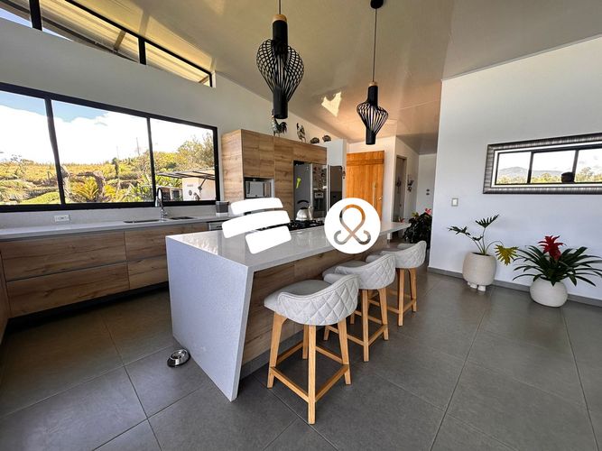 Finca en venta en El Carmen De Viboral, El Carmen de Viboral, 3069 m² · foto 6 de 24