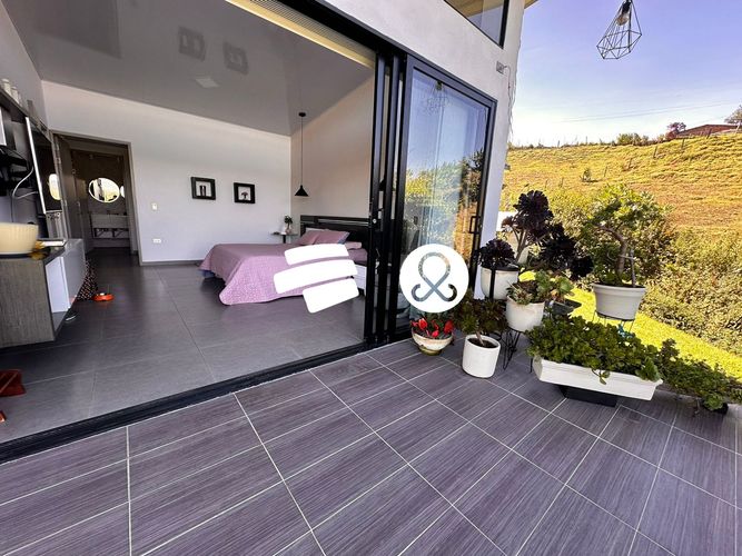 Finca en venta en El Carmen De Viboral, El Carmen de Viboral, 3069 m² · foto 11 de 24