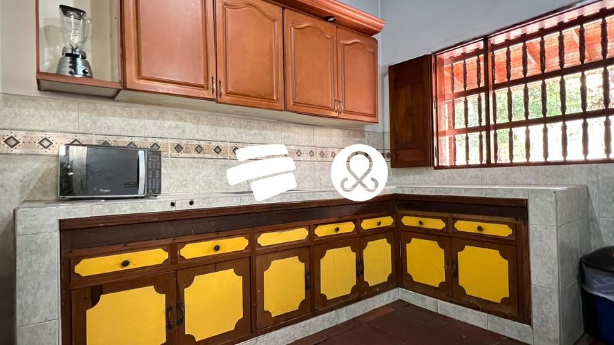 Casa de 4 alcobas en venta en Manga Arriba, Copacabana · foto 15 de 19