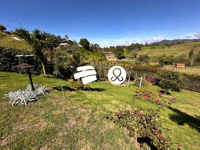 Finca en venta en El Carmen De Viboral, El Carmen de Viboral, 3069 m² · foto 23 de 24
