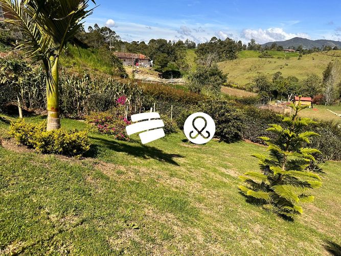 Finca en venta en El Carmen De Viboral, El Carmen de Viboral, 3069 m² · foto 24 de 24