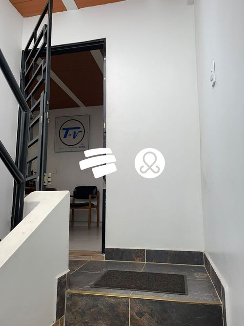 Casa de 7 alcobas en venta en Entreamigos, Sabaneta, 240 m² · foto 5 de 24