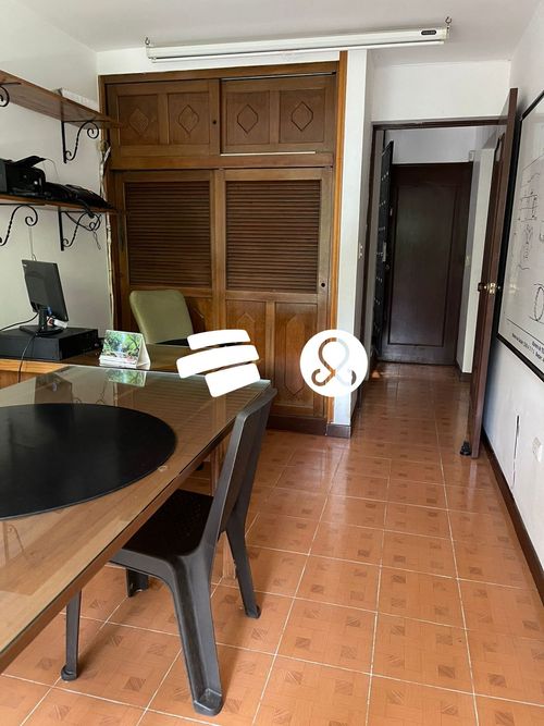 Casa de 7 alcobas en venta en Entreamigos, Sabaneta, 240 m² · foto 19 de 24