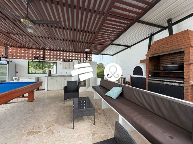 Finca en venta en Laureles, Medellín, 900 m² · foto 6 de 24