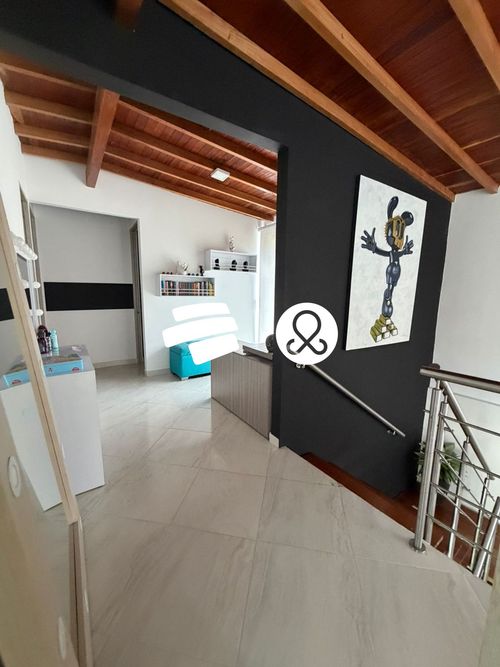 Finca en venta en Laureles, Medellín, 900 m² · foto 13 de 24