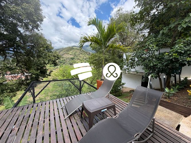 Finca en venta en Laureles, Medellín, 900 m² · foto 20 de 24