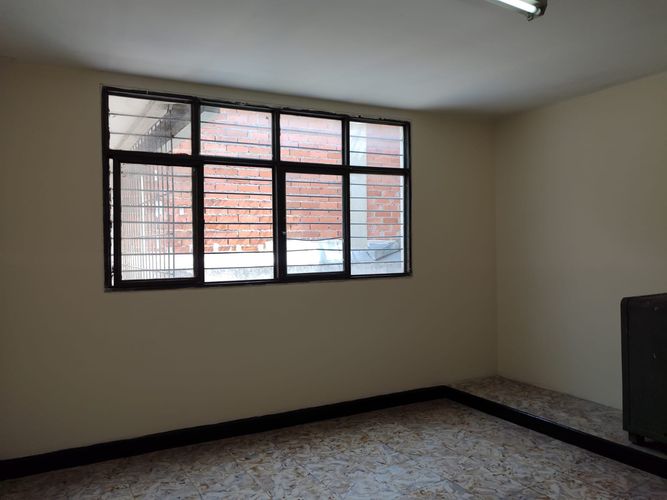 Bodega en arriendo en Manzanares, Cali, 191 m² · foto 6 de 12