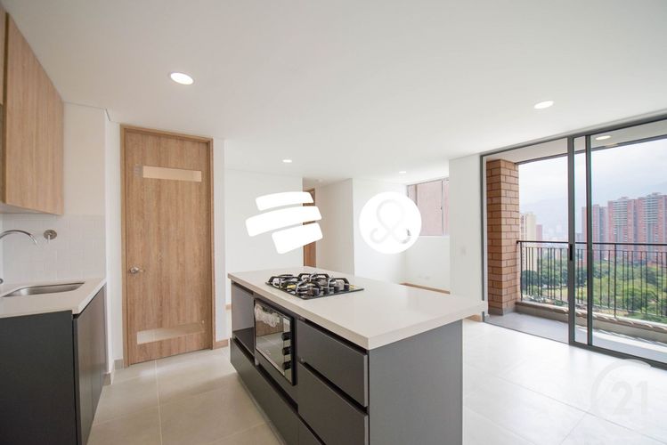 Apartamento en venta en La Independencia, Itagüí · foto 3 de 18