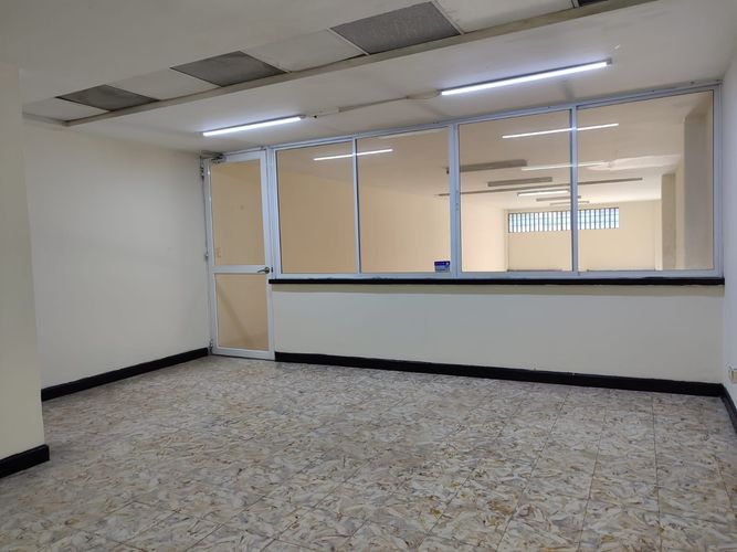 Bodega en arriendo en Manzanares, Cali, 191 m² · foto 9 de 12