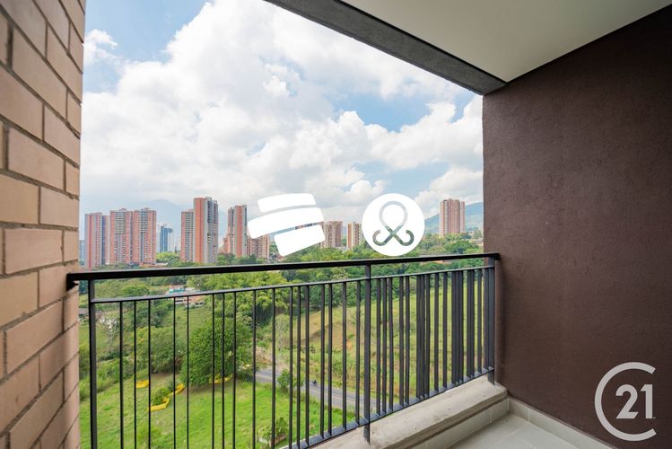 Apartamento en venta en La Independencia, Itagüí · foto 7 de 18