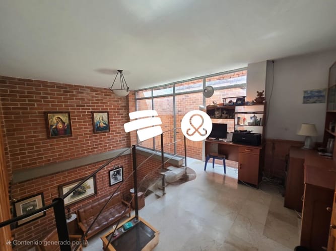 Casa de 5 alcobas en venta en Loma De La Doctora, Sabaneta, 256 m² · foto 9 de 24