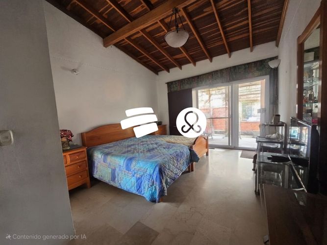 Casa de 5 alcobas en venta en Loma De La Doctora, Sabaneta, 256 m² · foto 16 de 24