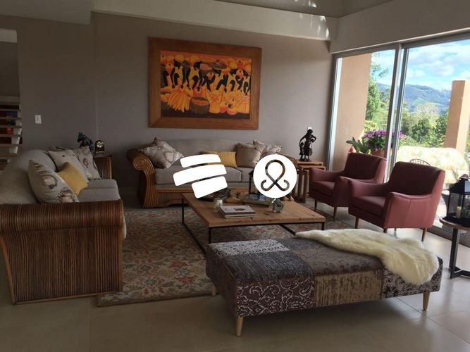 Casa de 6 alcobas en venta en La Ceja, 355 m² · foto 3 de 13