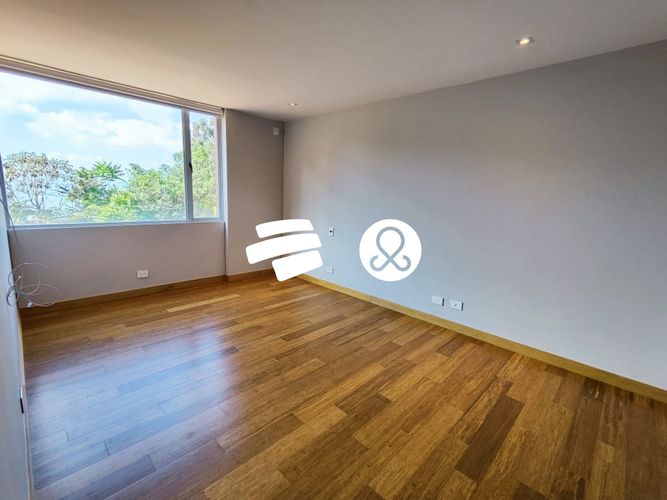 Casa de 3 alcobas en venta en Vía Las Palmas, Envigado, 1221 m² · foto 11 de 18
