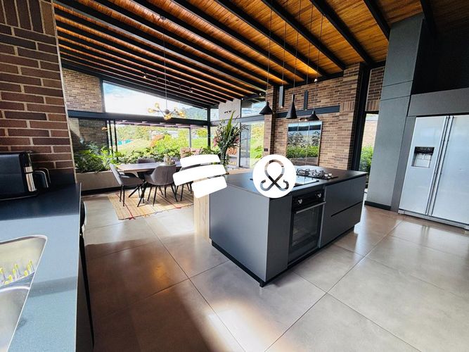 Casa de 3 alcobas en venta en Guamito, La Ceja · foto 6 de 24
