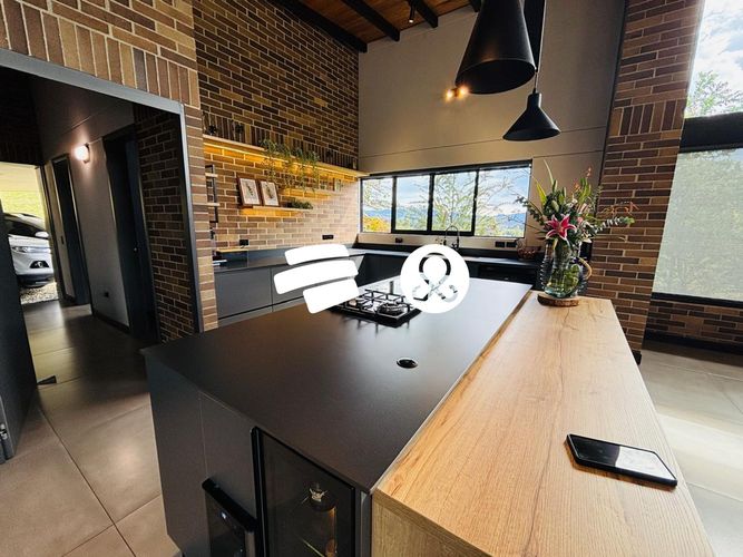 Casa de 3 alcobas en venta en Guamito, La Ceja · foto 8 de 24
