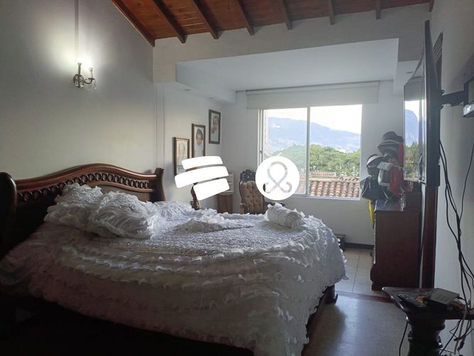 Casa de 4 alcobas en venta en Belén, Medellín, 145 m² · foto 10 de 21