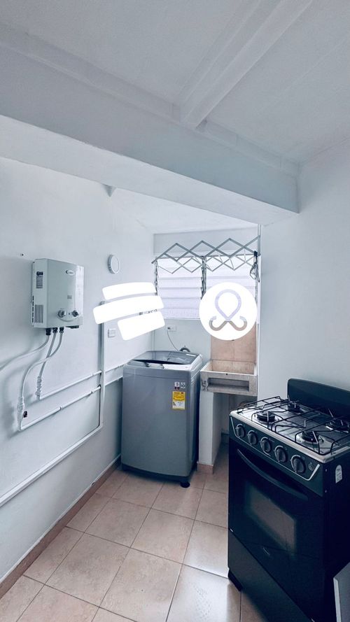 Apartamento de 3 alcobas en venta en Calasanz Parte Alta, Medellín, 76 m² · foto 12 de 18
