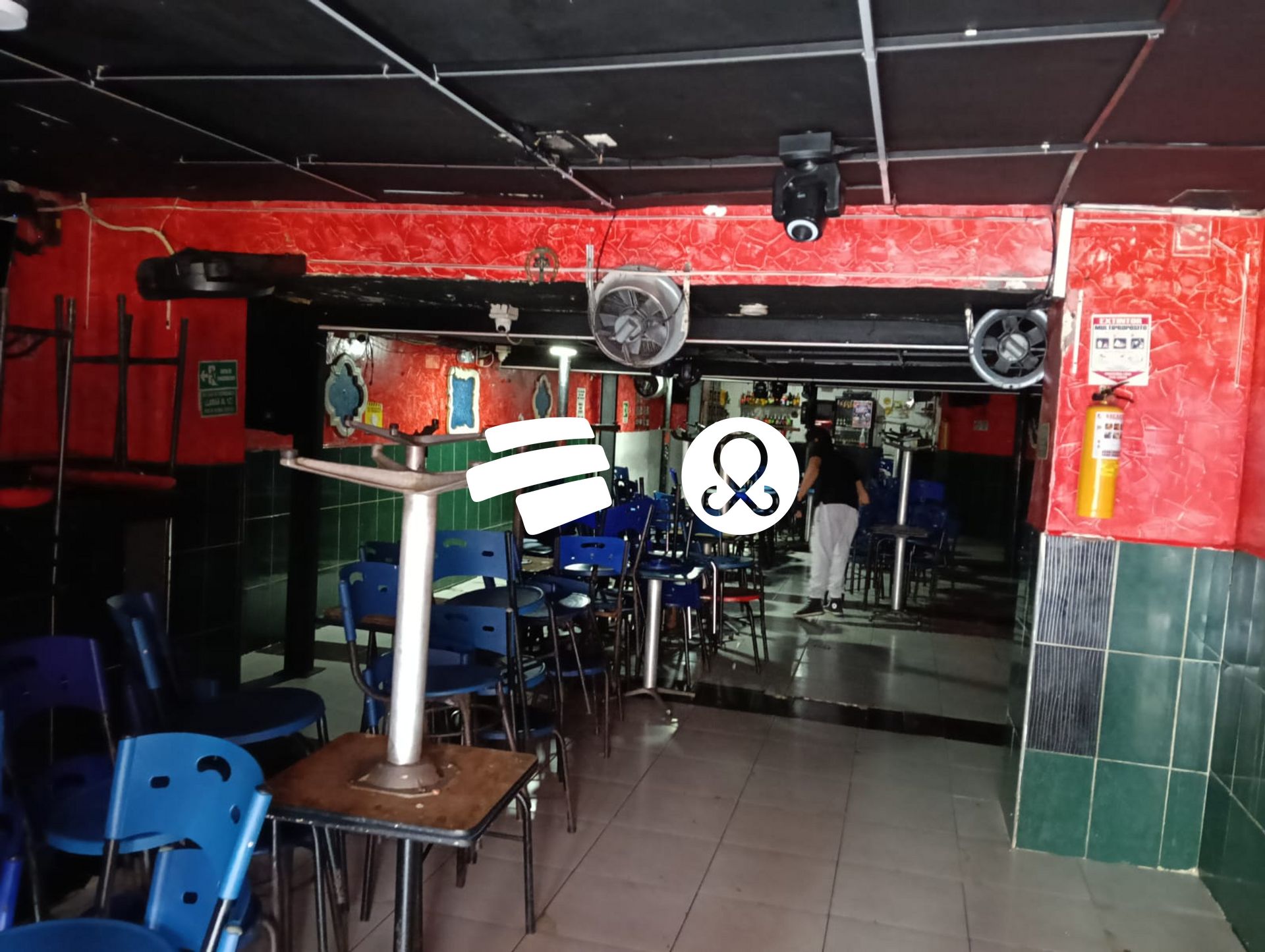 Local comercial en venta en Laureles, Medellín 2