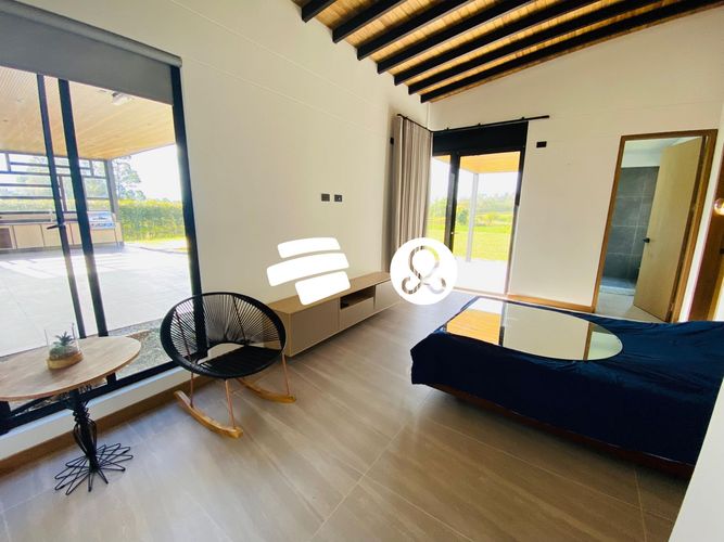 Casa de 4 alcobas en venta en Guamito, La Ceja · foto 22 de 24