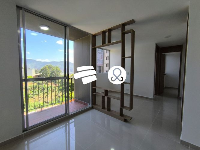 Apartamento de 2 alcobas en venta en La Estrella, 50 m² · foto 2 de 24