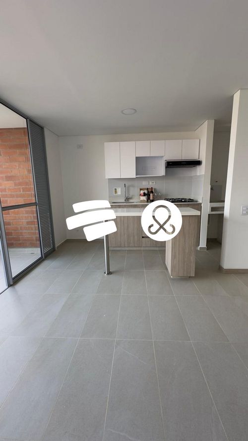 Apartamento de 2 alcobas en venta en Loma De La Doctora, Sabaneta, 59 m² · foto 2 de 19