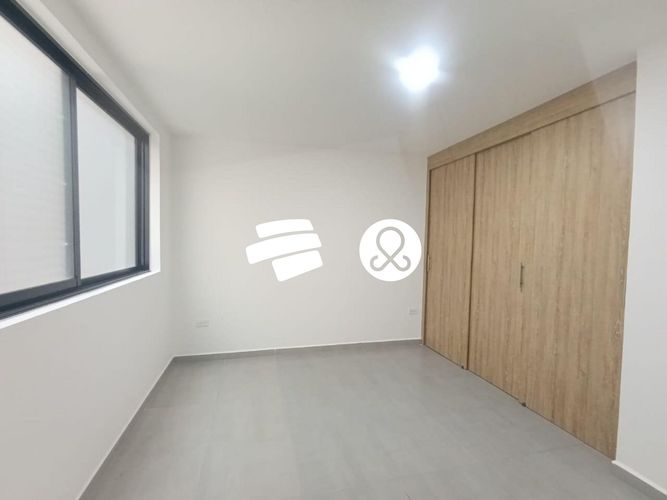 Apartamento en venta en Centro, Itagüí · foto 4 de 19