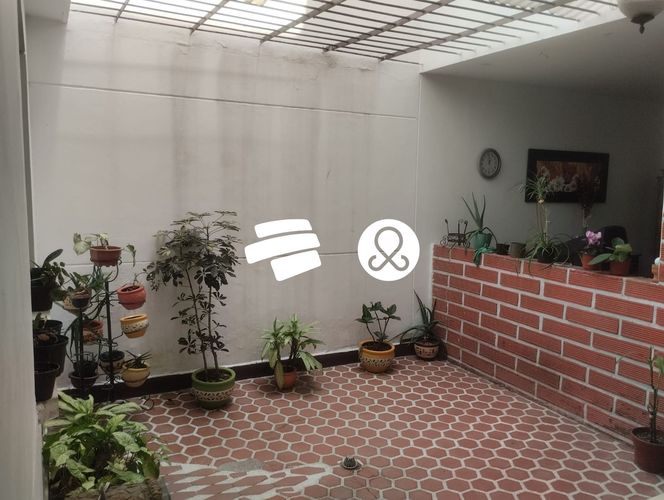 Casa de 4 alcobas en venta en Santa Teresita, Medellín, 240 m² · foto 3 de 24