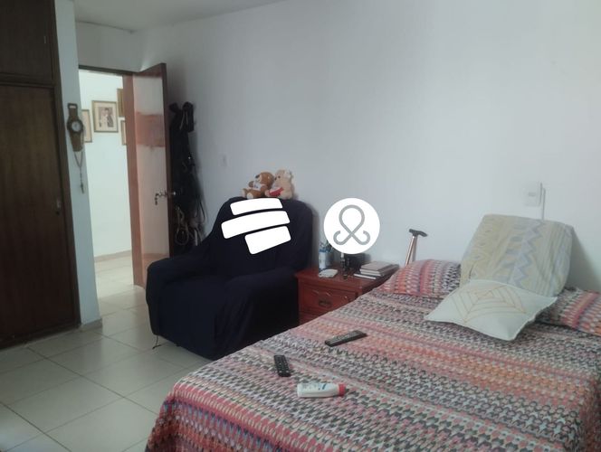 Casa de 4 alcobas en venta en Santa Teresita, Medellín, 240 m² · foto 12 de 24