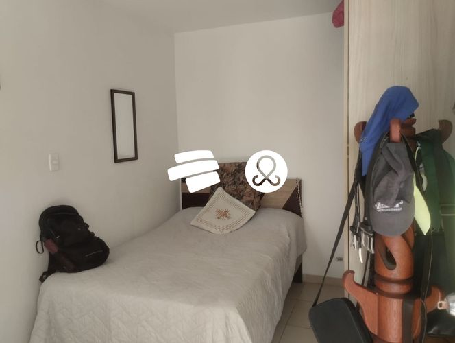 Casa de 4 alcobas en venta en Santa Teresita, Medellín, 240 m² · foto 13 de 24