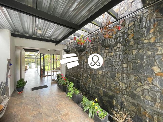 Casa de 3 alcobas en venta en El Capiro, Rionegro, 400 m² · foto 7 de 16