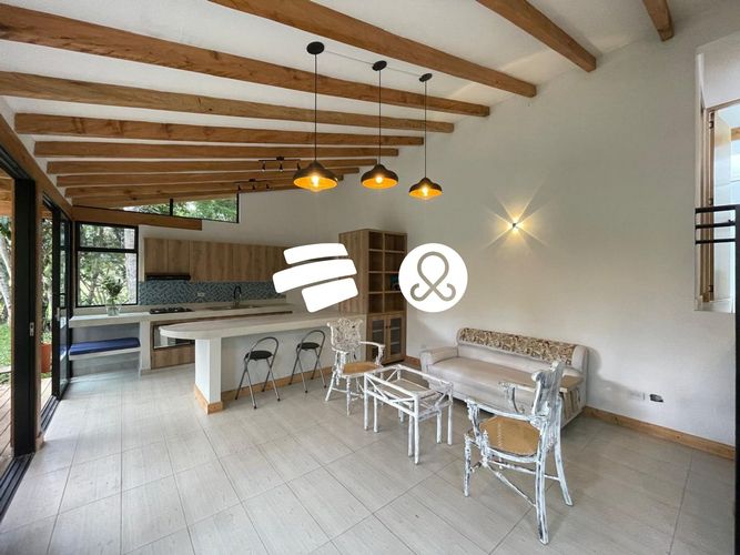 Casa de 3 alcobas en venta en El Capiro, Rionegro, 400 m² · foto 10 de 16