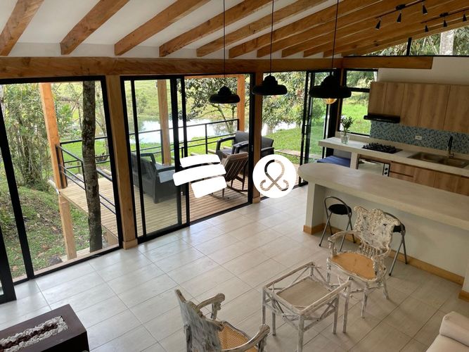Casa de 3 alcobas en venta en El Capiro, Rionegro, 400 m² · foto 11 de 16