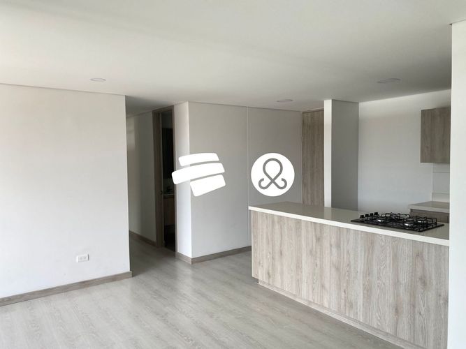 Apartamento de 3 alcobas en venta en Rionegro, 85 m² · foto 2 de 13