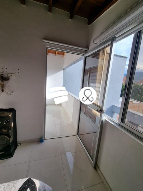 Apartamento de 4 alcobas en venta en Laureles, Medellín, 152 m² · foto 21 de 22