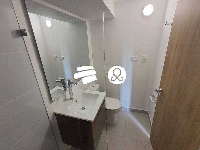 Apartamento de 2 alcobas en venta en Zona Industrial 3, Bello, 54 m² · foto 13 de 15