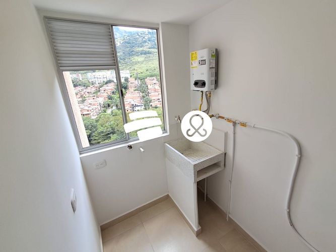 Apartamento de 2 alcobas en venta en Zona Industrial 3, Bello, 54 m² · foto 15 de 15