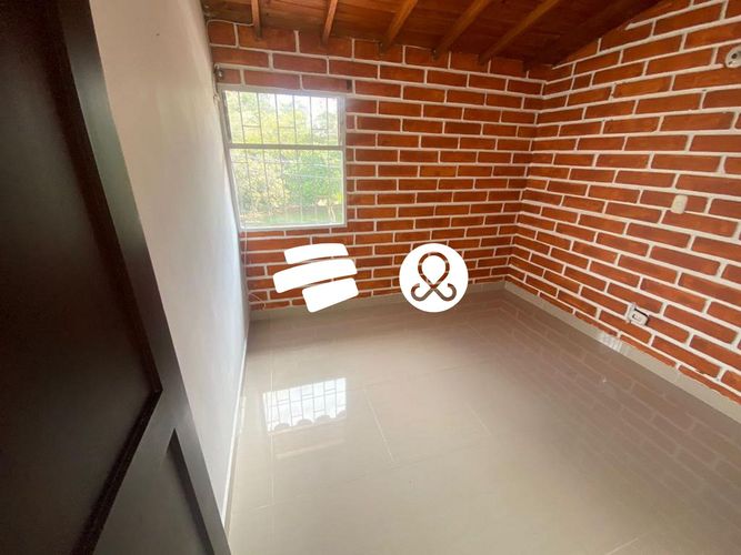 Casa de 5 alcobas en venta en Rionegro, 120 m² · foto 10 de 14